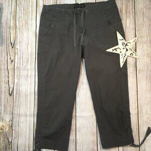 Lady Hathaway Capri Pants size 10 - U - 28